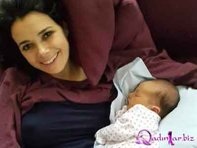 Aktrisanın 4 ay yarımlıq oğlunun ilk fotosu