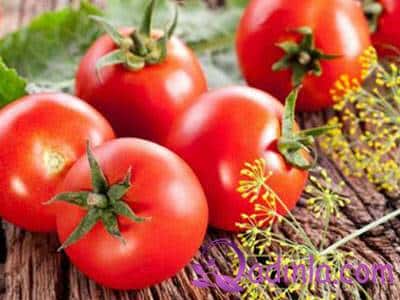 Pomidoru yedikdən əvvəl qızardın - Belə daha faydalıdır