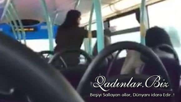 Avtobusda pəncərə davası: Qadın şüşəni bağlayan qıza elə bir söyüş qoydu ki... - VİDEO